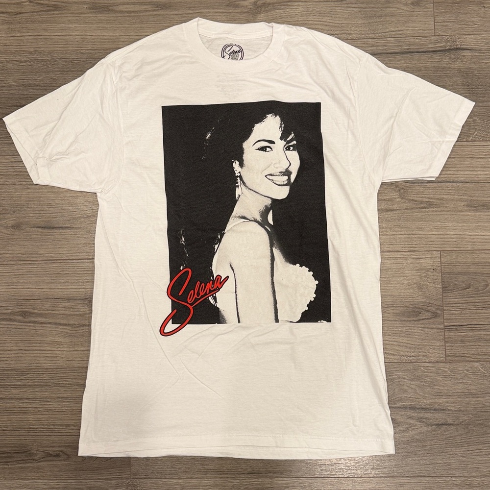 Selena Band Tee Men’s Size Large